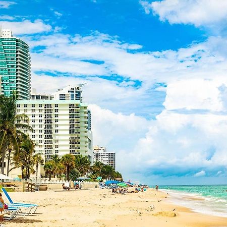 Paradise On Hollywood Beach 2 Bed 2 Bath Exterior photo